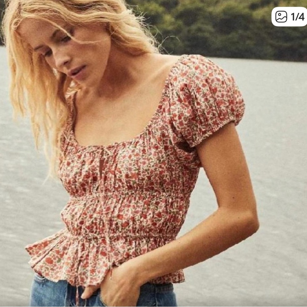 Doen Red Floral Blouse